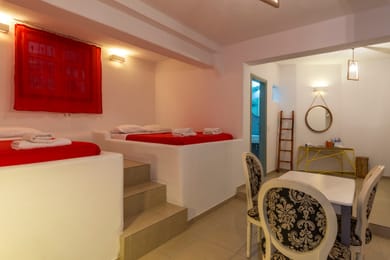 Quad Apartment - Semi Basement