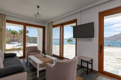 Arte Pefki Suites - Image 6