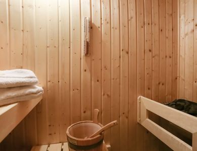 Artina Hotel - Image 2