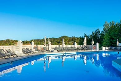 Arya Hotel - Image 6