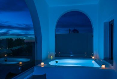 Aspronisi Luxury Villa - Image 4