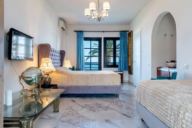 Double Deluxe Sea View Upper Floor