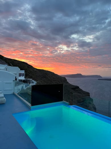Astarte Suite with private infinity pool indoor couples Jacuzzi and private panoramic terrace with sea/caldera/volcano view