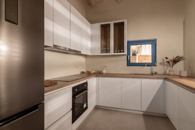 Astarte Villas - Bleu Beach Villa with Pool