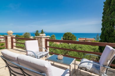 Astarte Villas - Beach Villa Nout with Private Pool