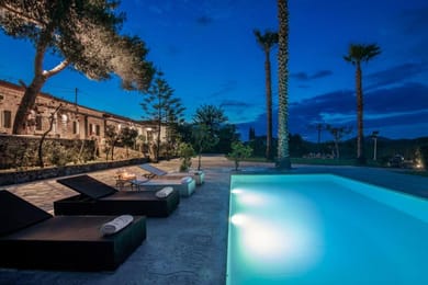 Astarte Villas - The Pine Tree Villa with Pool