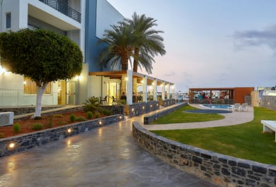 Astir Beach Hotel - Image 5