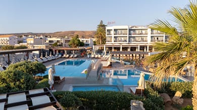 Astir Beach Hotel - Image 2