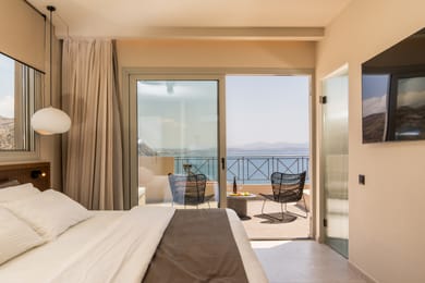 Deluxe Penthouse Suite | Panoramic Sea View & Outdoor Hot Tub