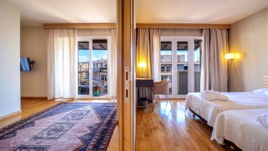 Excellently situated in downtown next to the shopping center and of course the nightlife of Thessaloniki, ASTORIA is a 3-star Superior hotel open to every traveler seeking courtesy, hospitality and comfort and our ADDED VALUE HOSPITALITY.