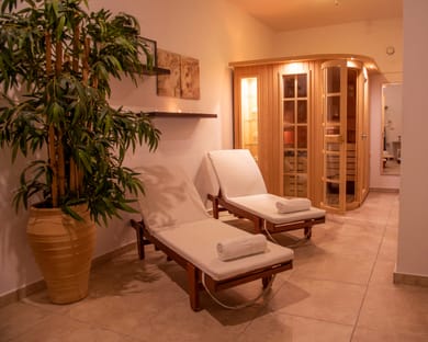 Astron Princess Hotel - Image 3