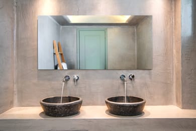 Honeymoon Suite with in room open walk in shower