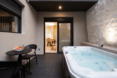 Junior Suite with Jacuzzi