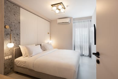 1-Bedroom Deluxe Apartment