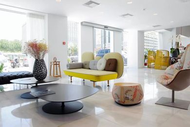 Athenaeum Grand Hotel - Image 4