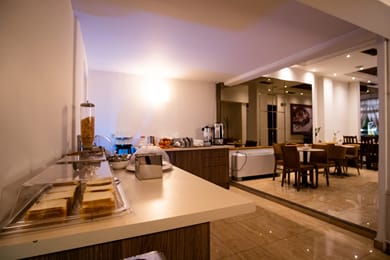 Athens City Hotel - Image 4