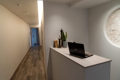 Athens Design Suites - Image 2