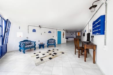 Atheras Hotel - Image 4