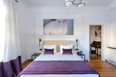 Signature Suite with Lycabettus View