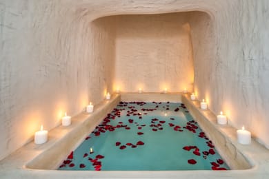 Cave Honeymoon Suite with indoor and outdoor jacuzzi