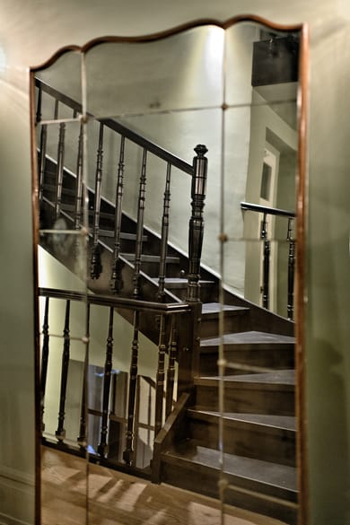 Athinaidos Quarters By K&K - Image 4