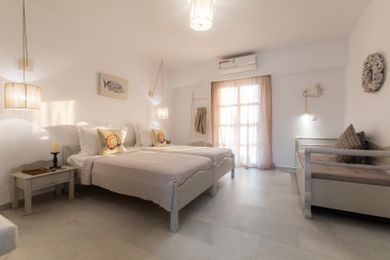 Studio Side Sea View