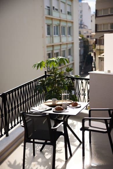 Deluxe Queen Studio with Balcony and City View