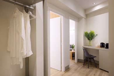 AthenSun Luxury Suites - Image 6