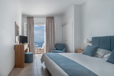 Superior Double with Balcony | Caldera & Volcano View