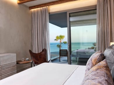 Beach Front Suite Sea View & Balcony