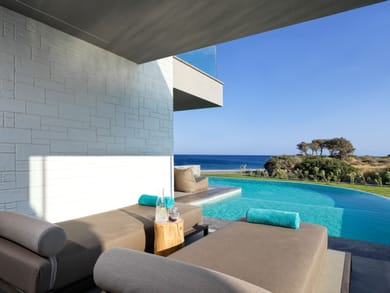 Family Beach Front Dreams Suite Private Pool Sea View