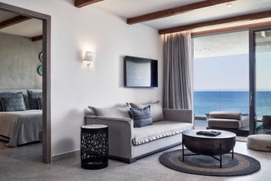 Family Beach Front Suite Sea View