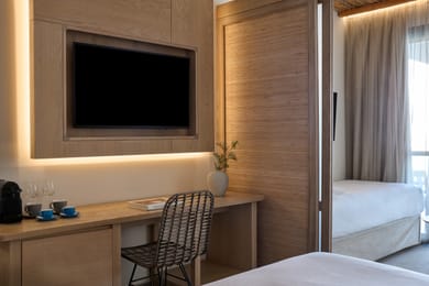 Junior Suite Inland View