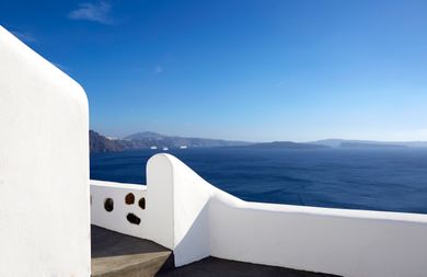 Atrina Santorini - Image 5