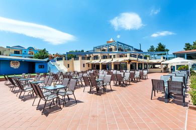 Atrium Hotel Halkidiki - Image 2