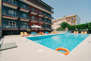 Atrium Hotel - Image 5