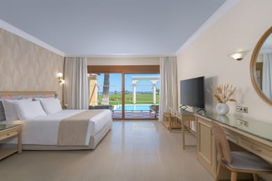 Presidential Villa with Personal Pool Signature Collection