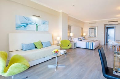 Deluxe Room Sea View with Shared Pool