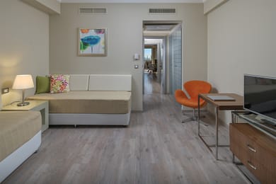 Executive Family Suite Sea View with Personal Pool Signature Collection