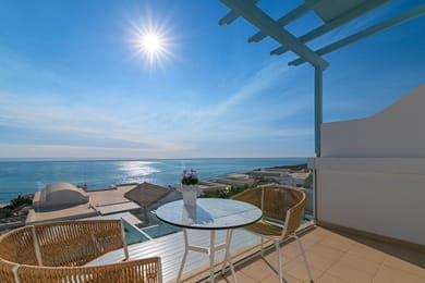 Deluxe Sea View Room