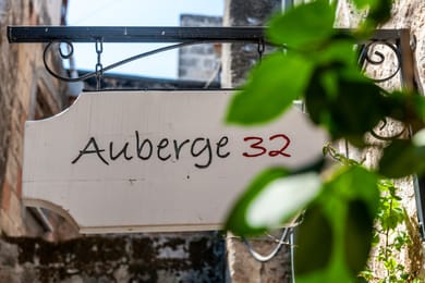 Auberge 32 |  Old Town - Image 7