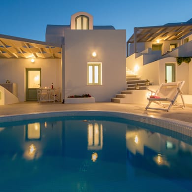 Aura Marina Apartments Santorini - Image 2