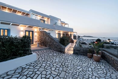 Aura Suites Paros - Image 2