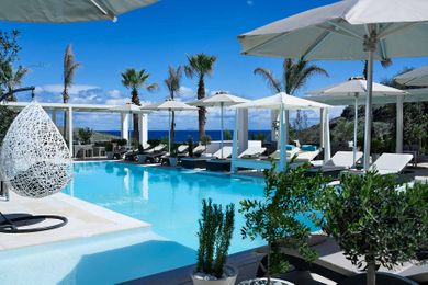 Aurora Luxury Suites Santorini - Image 4