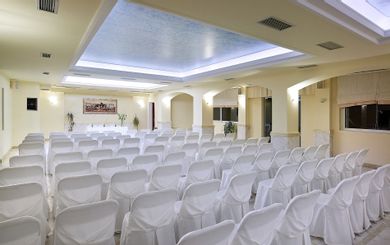 Avantis Suites Hotel Eretria - Image 4