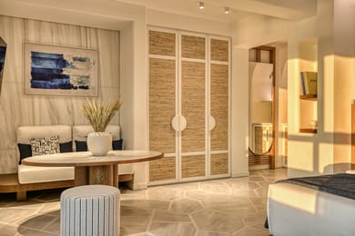 Classic Sea View Suite-Avant Mar Infinity Suites 200m from the Main Hotel