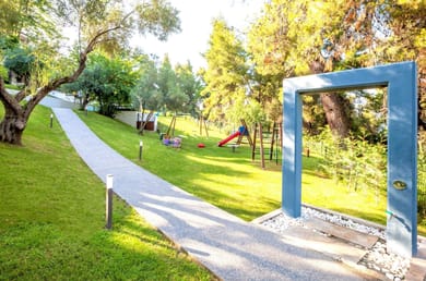 Avatel Eco Lodge Halkidiki - Image 4