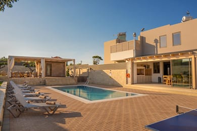 Avelia Luxury Villa - Image 2