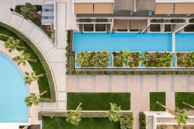 Avra Imperial Hotel - Image 3