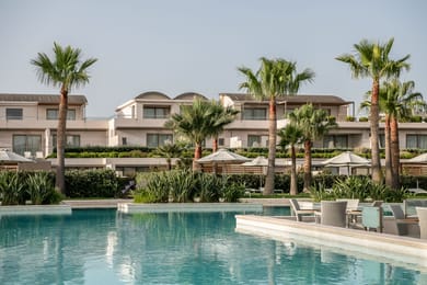 Avra Imperial Hotel - Image 6